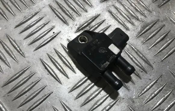 BMW 5 GT F07 Air pressure sensor 780575801 7805758-01