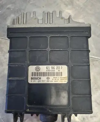 Volkswagen Transporter - Caravelle T4 Engine control unit/module 0261204847 021906259P