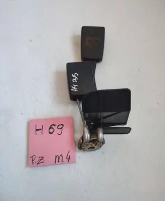 Audi A4 S4 B5 8D Rear seatbelt buckle 8D0857739D