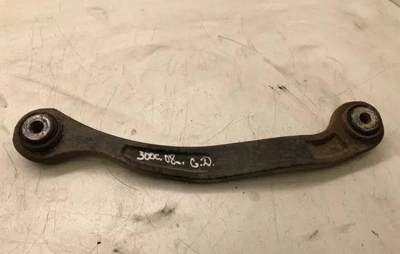Chrysler 300 - 300C Rear upper control arm/wishbone