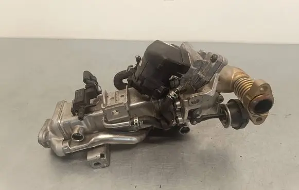 BMW X3 F25 EGR valve cooler 7822350 1171 7822351