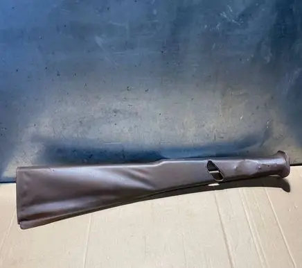 Mercedes-Benz W123 (B) pillar trim (top) 