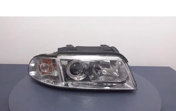 Audi A4 S4 B5 8D Headlight/headlamp 084411137R