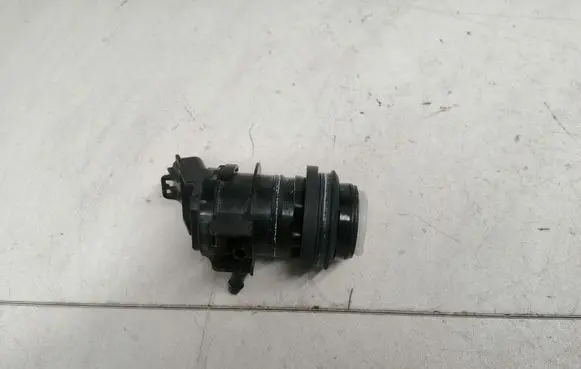 Toyota RAV 4 (XA40) Windscreen/windshield washer pump 8533060190 0602104541