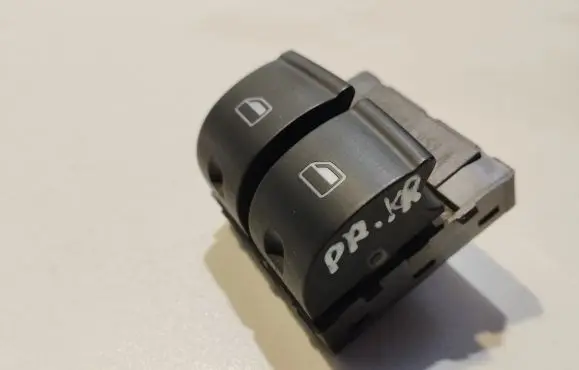 Audi A4 S4 B7 8E 8H Electric window control switch 8E0959851A