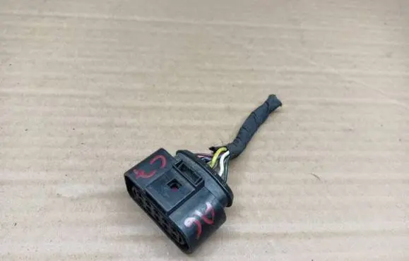 Headlight part
