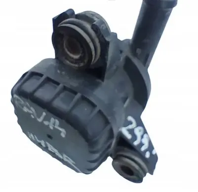 Toyota RAV 4 (XA40) Water pump