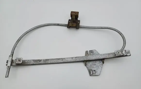Renault 19 Rear door manual window regulator 730916424