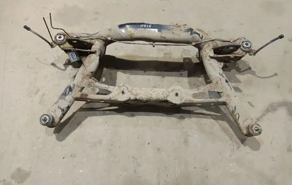 Skoda Superb B6 (3T) Rear subframe 
