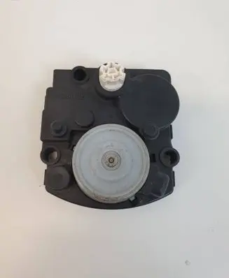 Toyota Avensis T270 Headlight level adjustment motor 8566330010 3700079075 8651000850