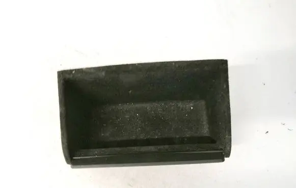 Glove box