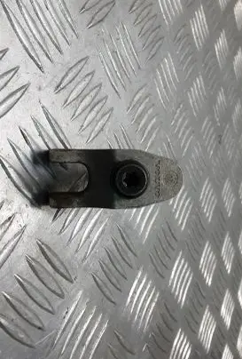 Volvo V40 Fuel Injector clamp holder