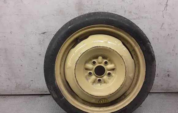 Toyota Prius (XW20) R16 spare wheel 
