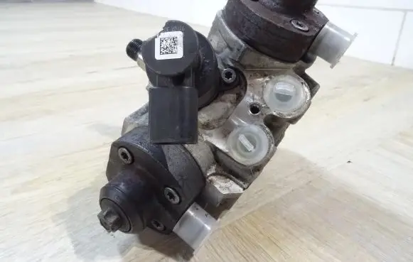 Audi Q5 SQ5 Mechanical fuel pump 059130755DF