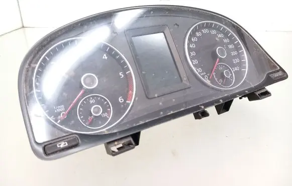 Volkswagen Caddy Speedometer (instrument cluster) 2K0920875E