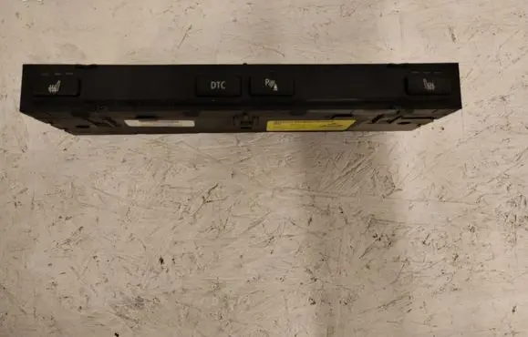 BMW 5 E60 E61 A set of switches 6952479 696247901 13580362