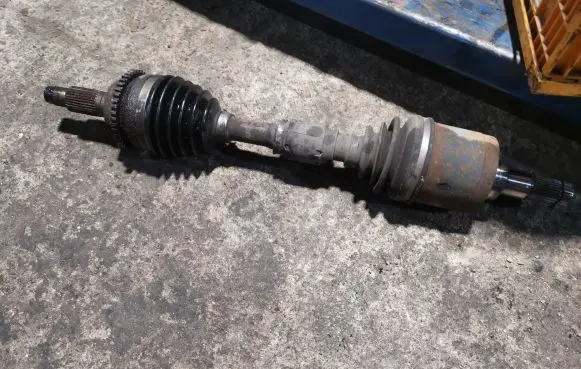 Front driveshaft