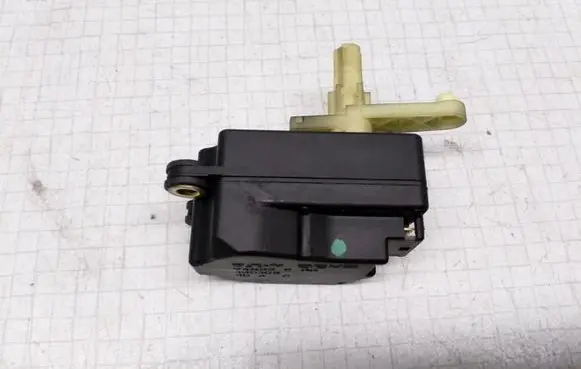 Volvo V70 Air flap motor/actuator 74932FMR 130103