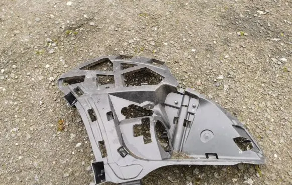 Renault Scenic III - Grand scenic III Front bumper mounting bracket 001033319
