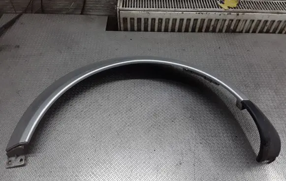 Audi A2 Rear fender molding trim 