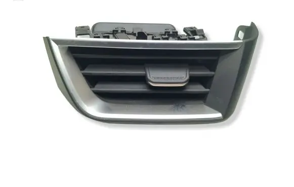 Renault Clio V Dashboard side air vent grill/cover trim 687609862R