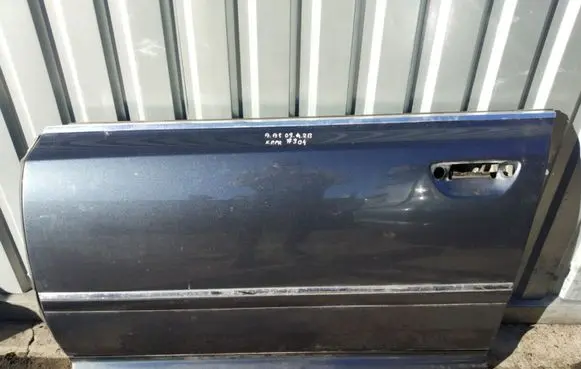 Audi A8 S8 D3 4E Front door