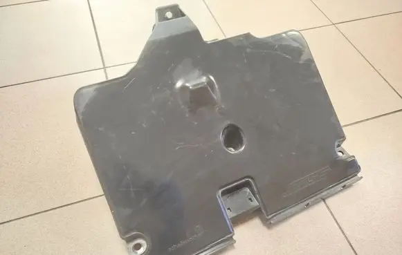Maserati Quattroporte Subwoofer speaker 67071100 280869001