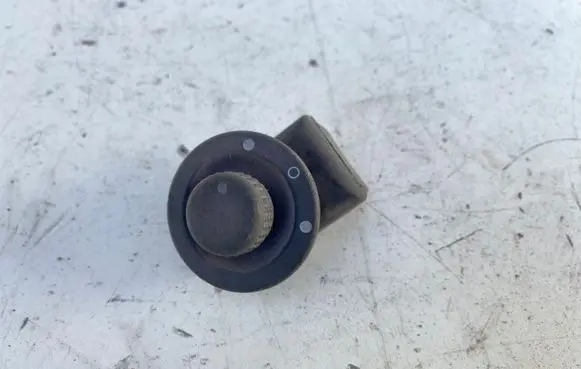Renault Scenic I Wing mirror switch 7700432971C