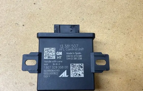 Opel Zafira C Head unit multimedia control 13381507