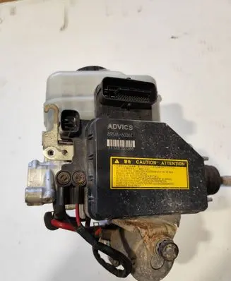 Toyota Land Cruiser (J120) ABS Pump 8954160061 1116B103288