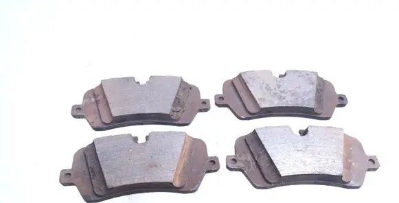 Land Rover Defender Brake pads (rear) FER7217FF 205982