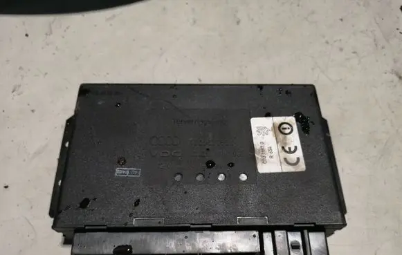 Audi A6 S6 C5 4B Comfort/convenience module 4B0962258K