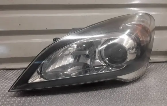 KIA Ceed Headlight/headlamp 921011H
