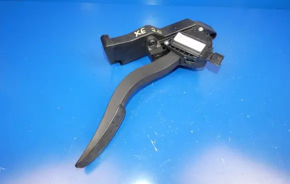Jaguar XE Accelerator throttle pedal GX739F836CA C1706223432