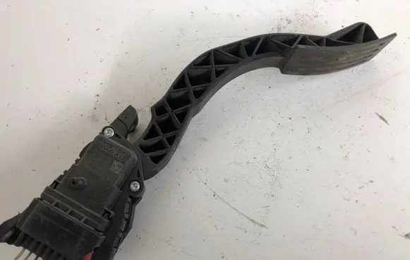 Mazda 3 I Accelerator throttle pedal 3N619F836BC