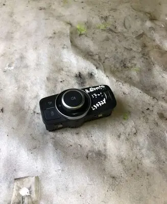 Alfa Romeo Giulia Light switch 01561241750