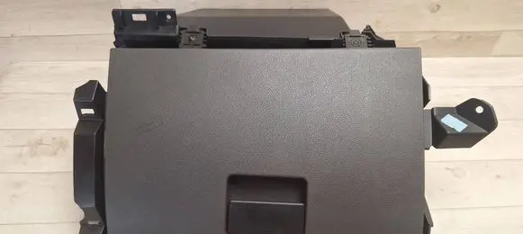Ford Focus C-MAX Glove box 3M51R0600 3M51R06044 3M51R06008