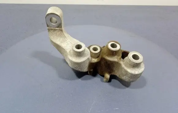 Chrysler Pacifica Gearbox mounting bracket