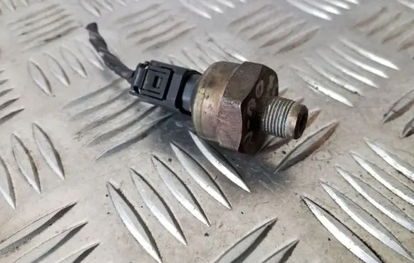 Volvo XC70 Brake power pressure regulator 10052299271