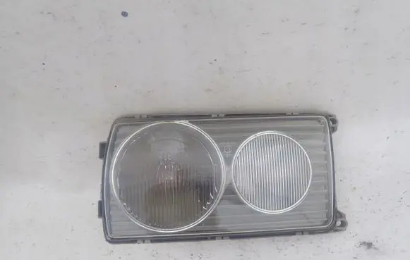 Mercedes-Benz W123 Headlight/headlamp