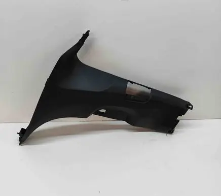 (B) pillar trim (bottom)