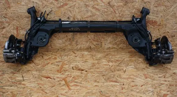 Nissan Juke II F16 Rear axle beam 