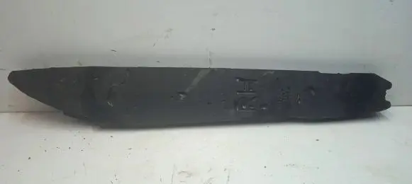 Maserati Levante Fender foam support/seal 670033522
