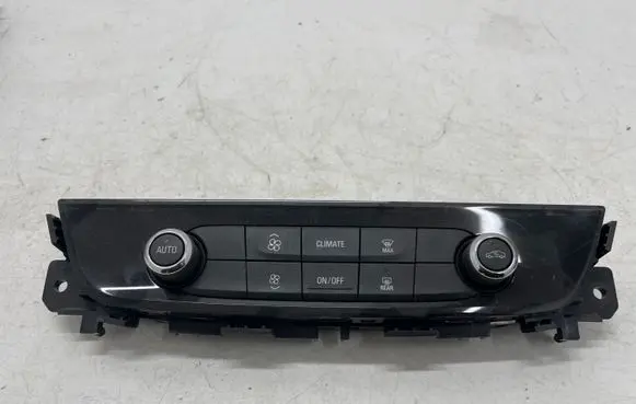 Opel Insignia B Climate control unit 39177120