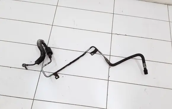 Toyota Avensis T250 Power steering hose/pipe/line