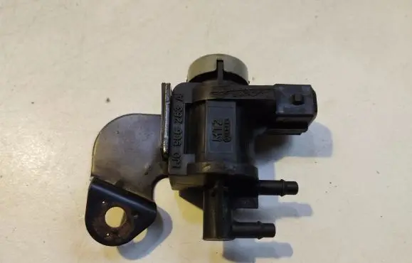 Audi A4 S4 B5 8D Turbo solenoid valve 1J0906283A 2690E