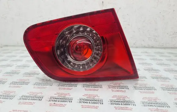 Volkswagen PASSAT B6 Tailgate rear/tail lights 3C9945093