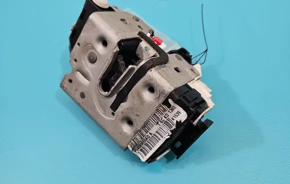 Jeep Compass Rear door lock P04589650AD IMPRK1496664