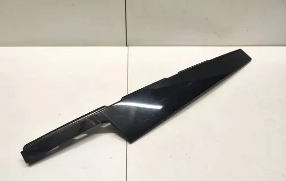 Audi Q7 4M Other front door trim element 4M0837901