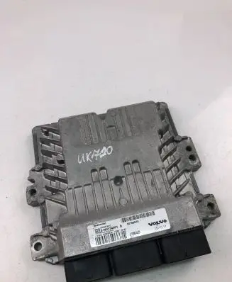 Volvo C30 Engine control unit/module ECU 30788975 S180134001B